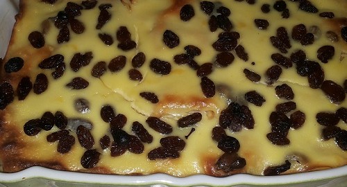 clatite cu branza dulce si stafide