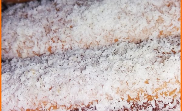 Desert de piscoturi cu ciocolata tavalite prin cocos